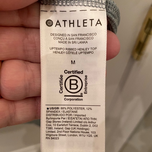 Athleta Women’s Size Medium Uptempo Ribbed Henley in Soft Green - Picture 8 of 9